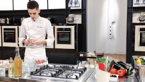 Des news, des images, des vidéos et le casting sur top chef. Top Chef Saison 12 Adrien Zedda A Marque Ceux Qui L Ont Forme Dans La Loire
