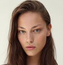 Caroline Knudsen's Instagram, Twitter & Facebook