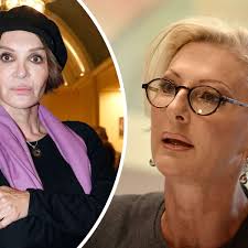 Auf der Bühne: Anouschka Renzi bricht vor Désirée Nick zusammen