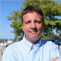 4 "Robert Akins" profiles