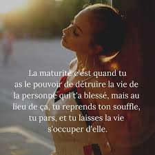 Ton Sourire Citation Sur Le Sourire Et La Joie De Vivre La Vie Des Reines On Instagram Citation Citations Citationfr Prove Proverbe Motivation Citation De Vie Citations Pour Remonter Le Moral
