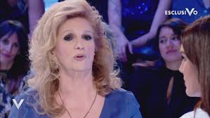 Il gioco si svolge a manche: Le Storie Vere E Senza Malizia Della Zanicchi Verissimo Video Mediaset Play