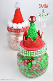 50 Mason Jar Christmas Decor That Ll Help You Recreate That Typical Christmassy Vibe Hik In 2020 Homemade Holiday Gifts Christmas Candy Jars Homemade Christmas Gifts