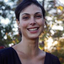 Morena Baccarin.😍