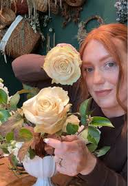 Floral Arrangement Ideas: Explore New Color Combinations