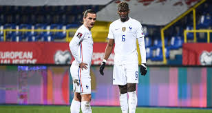 Retrouvez gratuitement et en exclusivité tous les replay, videos, exclus et news de l'équipe de france sur tf1. Equipe De France Un Milieu Rejoint Le Groupe