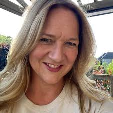 Katie Slabon (@katieslabon)