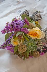 We created this diy boho wedding bouquet thanks to our friends over at bloominous, who graciously sent us a in the kit, you also receive everything you need to make a boho wedding centerpiece. How To Make A Bohemian Wedding Bouquet