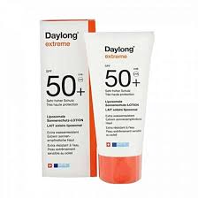 Kaufen sie sonnenschutz auf marionnaud.ch und entdecken sie unsere neuesten angebote. Daylong Daylong Extreme Lait Solaire Liposomal Tres Haute Protection Spf 50 Uva Uvb 100ml