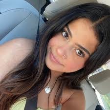 Yasmine Steele's Instagram, Twitter & Facebook