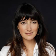 Kathryn Everett's Instagram, Twitter & Facebook