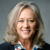 Kay Fox's Instagram, Twitter & Facebook