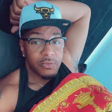 Eric Seay's Instagram, Twitter & Facebook