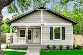 Homes for sale in oak cliff, dallas, tx have a median listing home price of $250,000. Rent No More Check Out This Adorable Craftsman In The Heart Of Oak Cliff