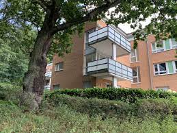 Rotes backsteinhaus der 60er jahre mit sieben wohneinheiten in ruhiger seitenstraße. 3 Zimmer Wohnung Zum Verkauf Sophienstr 11 D 21465 Reinbek Stormarn Kreis Mapio Net