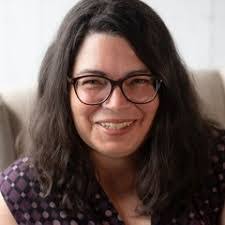 Sara Mcfarlane's Instagram, Twitter & Facebook