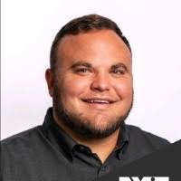 Karl Willett's Instagram, Twitter & Facebook