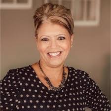 Andrea Knorr's Instagram, Twitter & Facebook