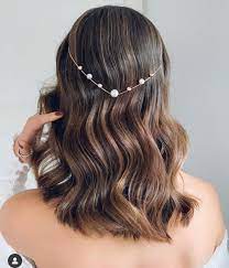 30 Low Key Short Wedding Hairstyles Of Summer 2020 Short Wedding Hair Hair Styles Wedding Hairstyles