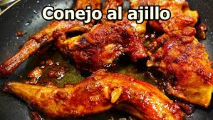 A cuanto más temperatura esté el horno y más rato estemos cociendo los alimentos, más nutrientes se. Conejo Al Ajillo En Salsa Cocina Casera Y Facil