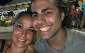 Sarah Glenn interview: I'm damned if I do wear make-up and damned if I don't