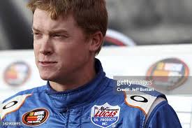 Derek Thorn, driver of the Sunrise Ford, leads the field during the... News  Photo