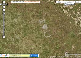 The funniest things caught on google maps street view. 40 Bizarre And Cool Google Earth Photos The Jotform Blog