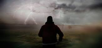 حكم عن غدر الأصدقاء موضوع