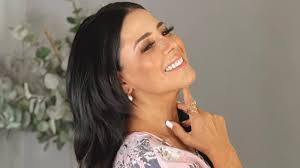 Vero Guerrero deslumbró con glamuroso look en Chalatenango