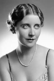 The Case of the Lucky Legs (1935)