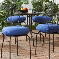 Each set includes two 18 inch round chair cushions made from a 100% polyester, uv coated material that is fade, stain and water resistant. Driftwood 18 Inch Inch Outdoor Round Solid Bistro Chair Cushion Set Of 4 By Havenside Home 18 W X 18 L On Sale Overstock 22751315
