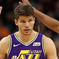 Kyle korver's source of wealth comes from being a basketball player. Nba Veteran Kyle Korver Will Replace Bob Kerrey As Creighton Commencement Speaker Education Omaha Com
