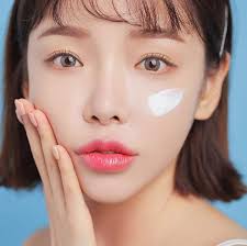 Top 9 kem dưỡng trắng da mặt cho da khô luôn ẩm mịn, căng bóng, tươi sáng