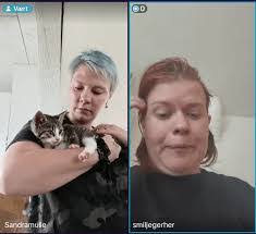 Sandra Core's Instagram, Twitter & Facebook