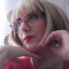 Begoña Beneito (@ESELMOMENTOLUHEMA) • Facebook