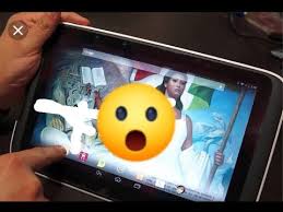 Here the user, along with other real gamers, will land on a desert island from the sky on parachutes and try to stay alive. 2 Jugando En Tablet Del Gobierno Free Fire Youtube