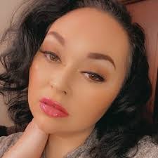 Rebecca Trigg's Instagram, Twitter & Facebook