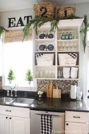 Whether you are looking for simple decoration changes or motivation for a full renovation, we've provided a. Kitchen Decor Tuscan Bar Stools Kitchen Decor Tuscan Basements Kitchen Decor On A Budget Kitchen Decor Wind Kitchen Cabinets Decor Tuscan Kitchen Kitchen Decor
