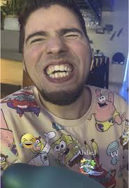 La felicidad de Abdiel comiendo sin parar