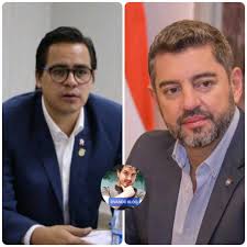 Con su Papi Noel🎅 desearon feliz Navidad"... Nadia Ferreira🇵🇾 paso una  hermosa noche buena🎄 en compañía de Marc Anthony y Blue la mascota🐩 de la  pareja. Además enviaron a sus seguidores buenos