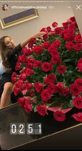 Madalina ghenea, dai propri canali social, si esprime così replicando alle voci che la accostano ad. Zaniolo Ha Nuovo Flirt La Modella Madalina Ghenea 361magazine 361magazine