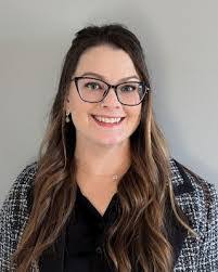 Jennifer George's Instagram, Twitter & Facebook