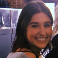 Alexis Metz's Instagram, Twitter & Facebook