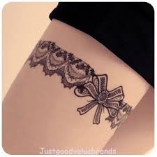 Informacje o tym, jak korzystasz z naszej witryny, udostępniamy partnerom społecznościowym, reklamowym i analitycznym. Tattoos Woman S Tattoos Tattoos Women Clever Tattoos Cute Tattoos Best Lace Garter Tattoos Garter Tattoo Lace Tattoo