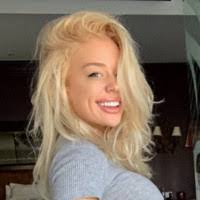 Emily Malinowski's Instagram, Twitter & Facebook