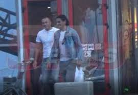 Check spelling or type a new query. Video Paparazzi A Fost Inselat De SoÅ£ie Si FÄƒrÄƒ SÄƒ Stie A Crescut Copilul Altui BÄƒrbat Cum AratÄƒ Augustin CÄƒlin Fotbalistul A CÄƒrui ViaÅ£Äƒ Bate Filmul Galerie Foto Imagine 4 Spynews Ro