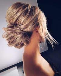 25 Modern And Beautiful Updos For Long Hair Hair Styles Messy Hair Updo Long Hair Styles