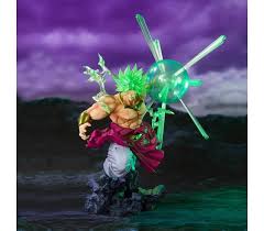He does not tranform to get more power either. Figuarts Zero Super Saiyan Broly The Burning Battles Event Exclusive Color Edition Dragon Ball Z Tamashii Nations Figure