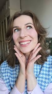 Cute and girly make-up in pink 🌸, base @dermocity_pl Sunscreen Perfect  Skin SPF 50+, foundation @ministerstwodobregomydla Careup Foundation,  concealer @catrice.cosmetics Liquid Camouflage, brows ...