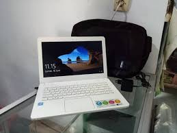 Dengan harga terendah di pasaran rp 200,000, dan harga tertinggi mencapai rp 340,000. Laptop Asus X441s Warna Putih Jual Beli Laptop Kediri Facebook